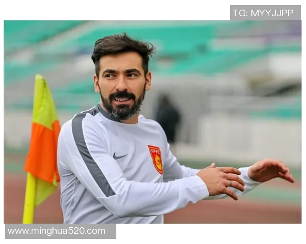 当年绿茵场风云再现模糊影像中的传奇球星记忆